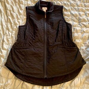Womens Blue Mountain black quilted winter vest